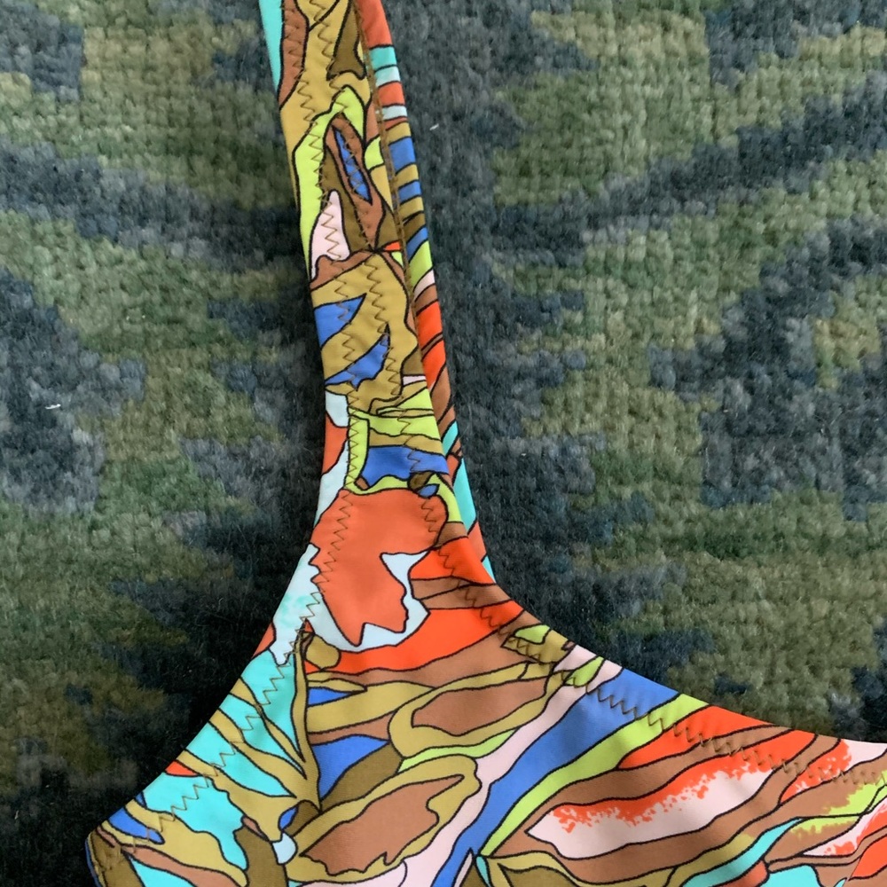 Volcom Bathing Suit Top - Picture 2 of 4